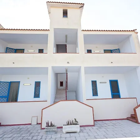 Holiday home Casa Vacanza Cosimo 8 A Torre Colimena Manduria
