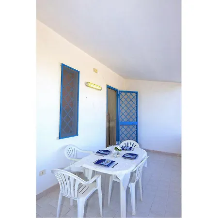 Casa Vacanza Cosimo 8 A Torre Colimena Holiday home *
