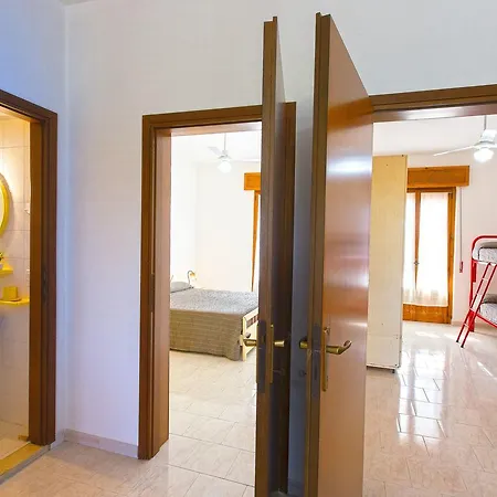 Casa Vacanza Cosimo 8 A Torre Colimena Manduria